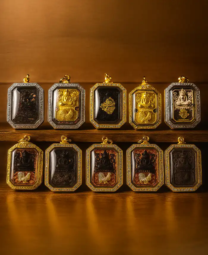 Amulet Ayam Khun Paen Maha Sila Super Rich
